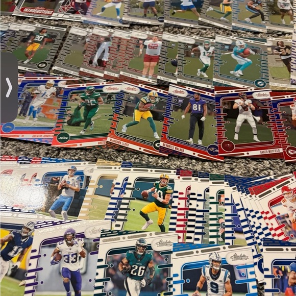 Lot of 110 Panini Absolute Football cards 2019-2025 with rookies and inserts - Picture 10 of 11